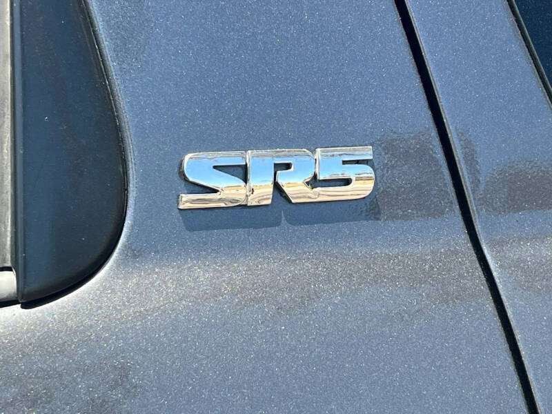 2008 Toyota Sequoia SR5
