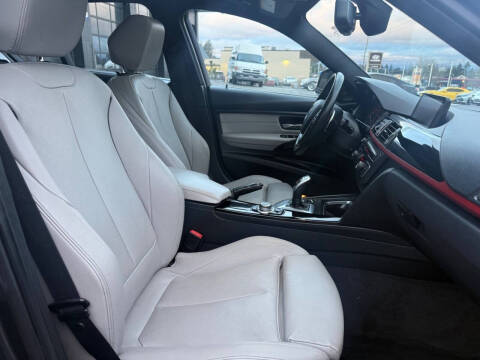 2013 BMW 3 Series 335i