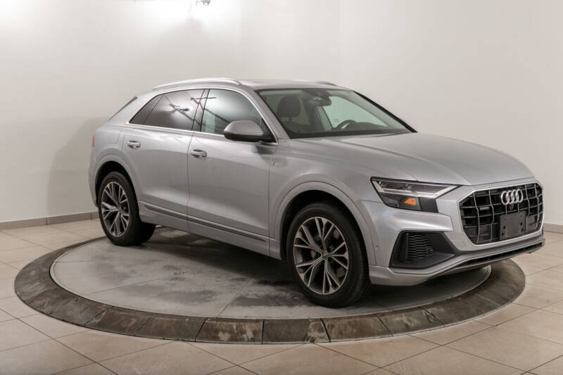 2020 Audi Q8 quattro Premium Plus 55 TFSI