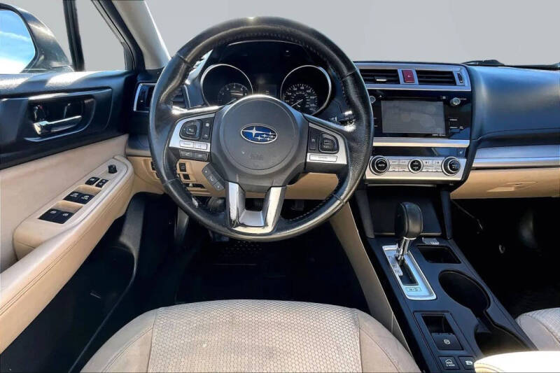 2016 Subaru Outback 2.5i Premium