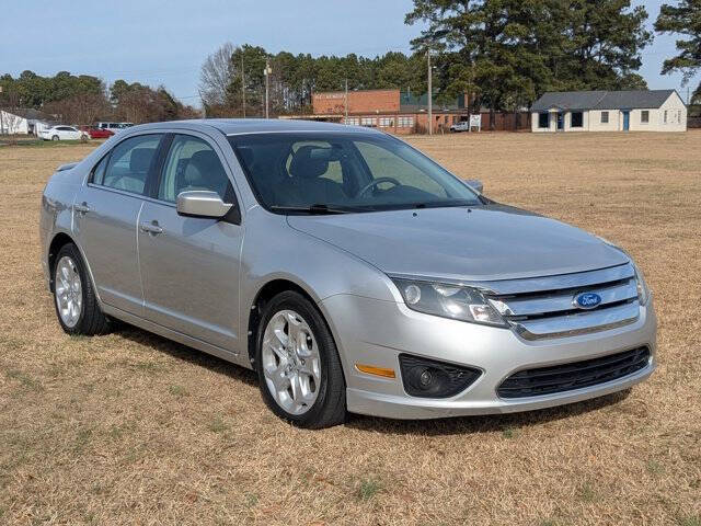 2011 Ford Fusion SE's photo