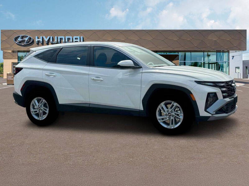 2025 Hyundai Tucson SE