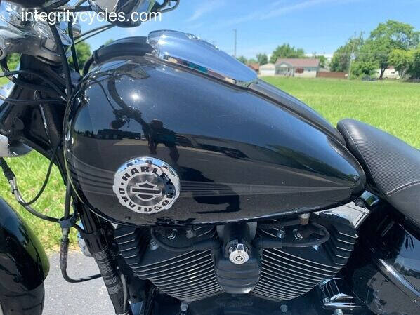 2015 Harley-Davidson Breakout