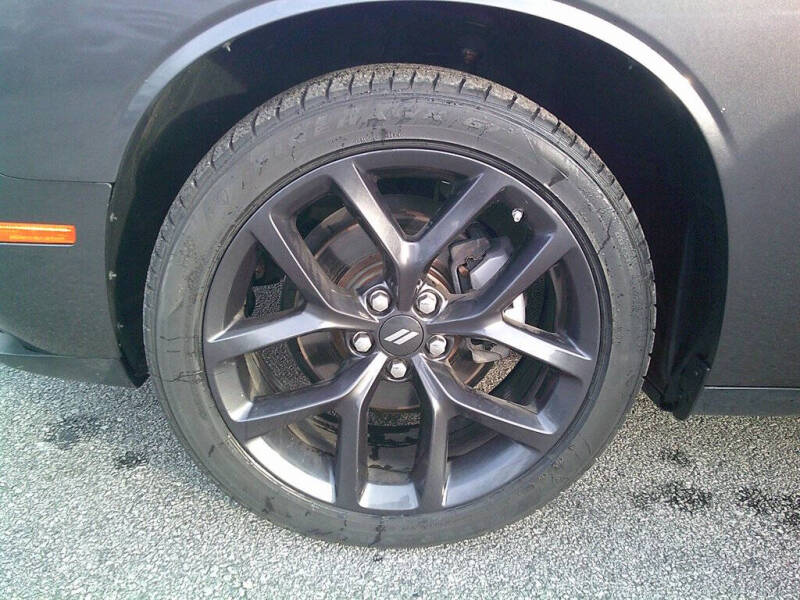 2022 Dodge Challenger SXT
