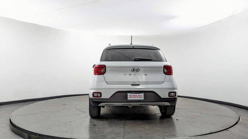 2024 Hyundai Venue SEL