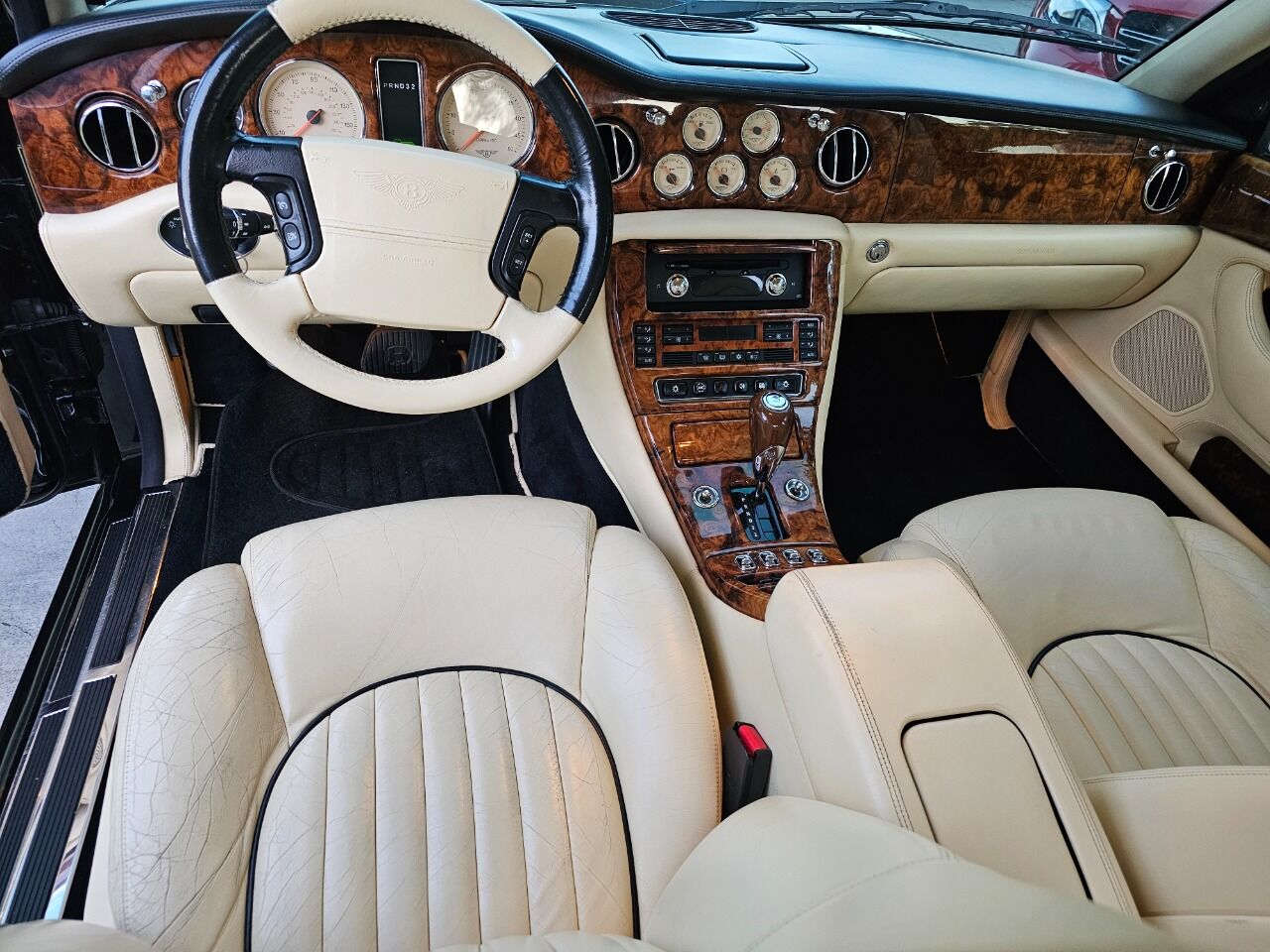 2000 Bentley Arnage 32