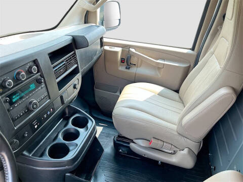 2023 GMC Savana 3500