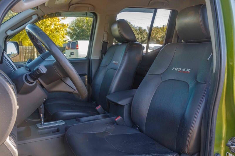 2012 Nissan Xterra Pro-4X photo 17