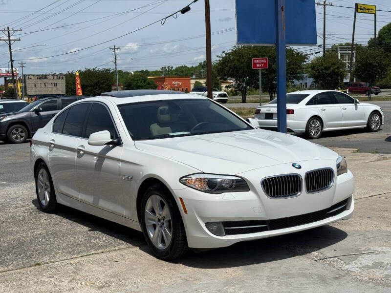 2011 BMW 5 Series 528i