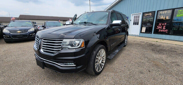 2015 Lincoln Navigator for sale at URIEL's AUTOMOTIVE LLC in Middletown, OH