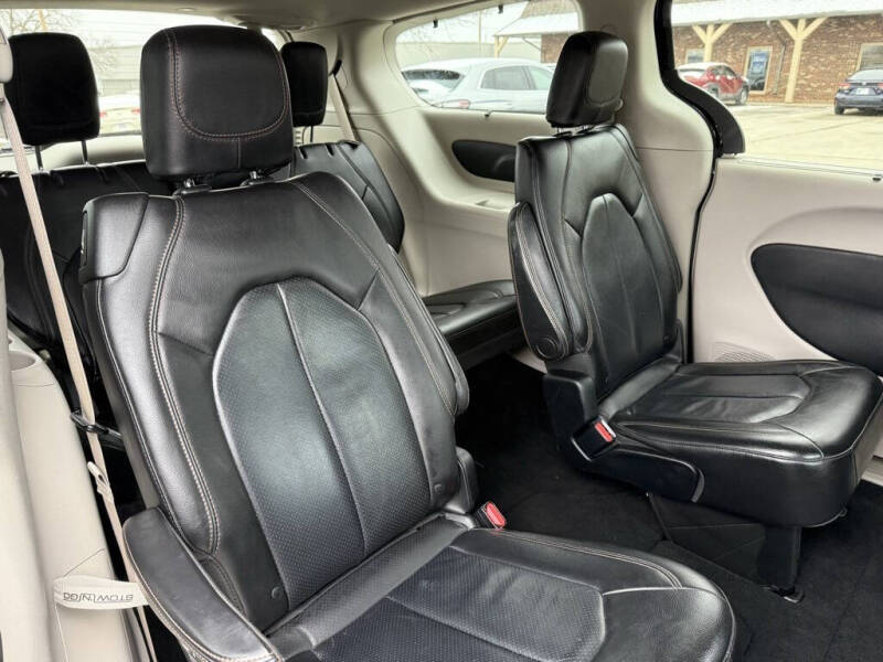 2018 Chrysler Pacifica Touring L