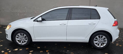 2016 Volkswagen Golf TSI S