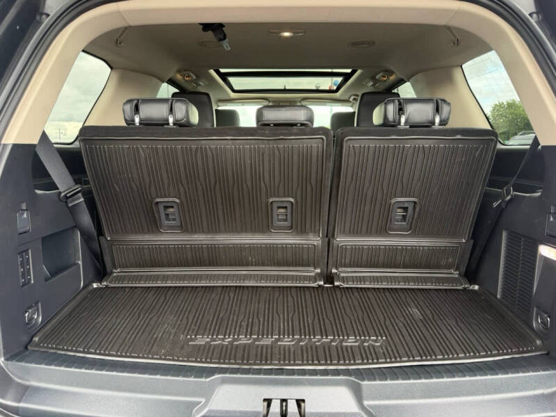 2024 Ford Expedition XLT