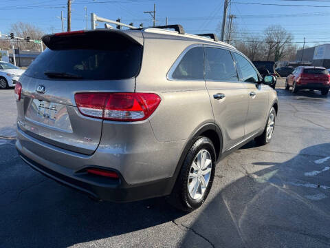 2018 Kia Sorento LX