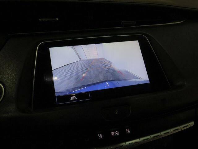 2021 Cadillac XT4 Premium Luxury