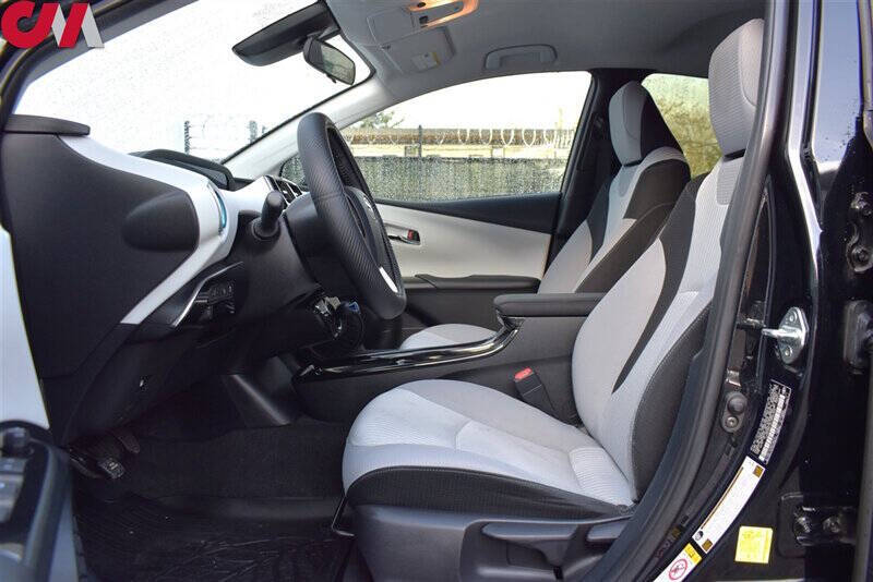 2018 Toyota Prius Three