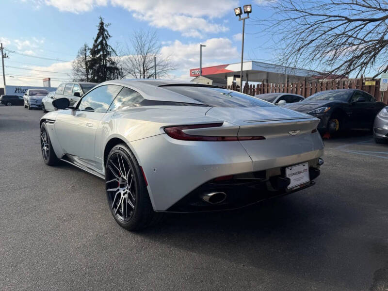 2017 Aston Martin DB11