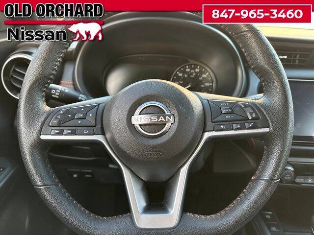 2022 Nissan Kicks SR