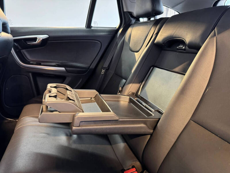 2016 Volvo V60 T5 Drive-E Premier