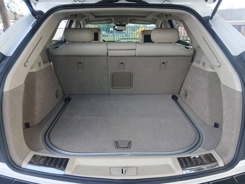 2011 Cadillac SRX Performance Collection