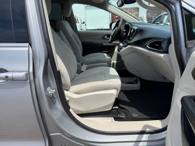 2017 Chrysler Pacifica Touring