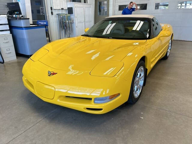 Used 2000 Chevrolet Corvette Base with VIN 1G1YY32G6Y5124708 for sale in Paynesville, Minnesota