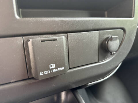 2023 GMC Savana 2500