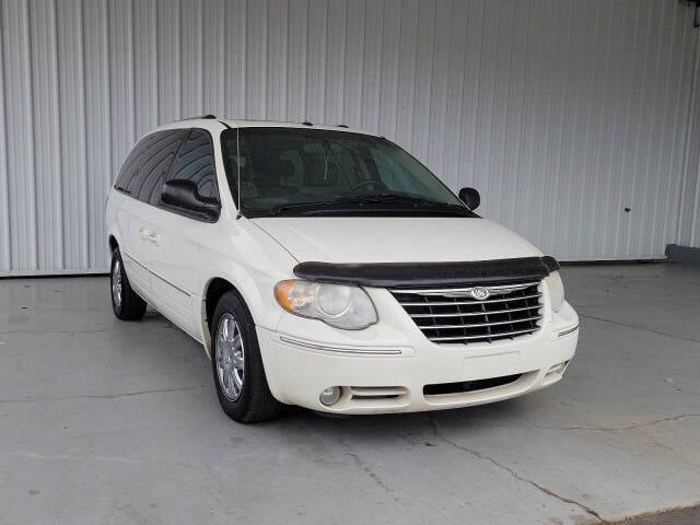 2007 Chrysler Town and Country for sale at Fort City Motors in Fort Smith, AR