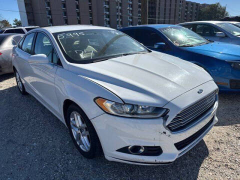 2014 Ford Fusion SE