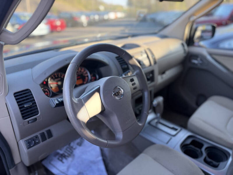 2012 Nissan Pathfinder S