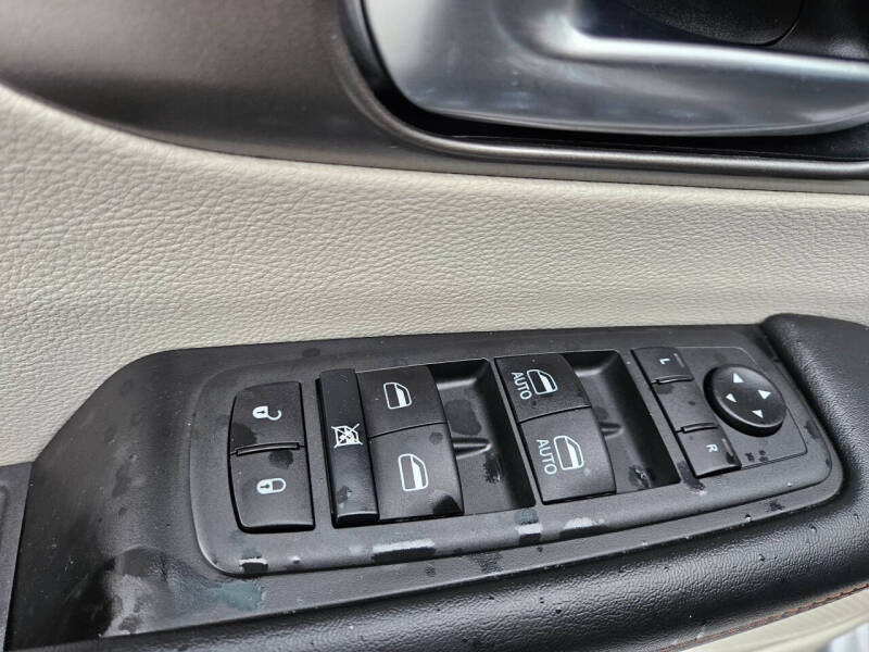 2020 Chrysler Pacifica Touring