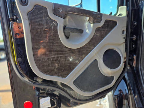 2007 Freightliner M2 106