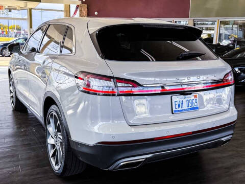 2023 Lincoln Nautilus Reserve