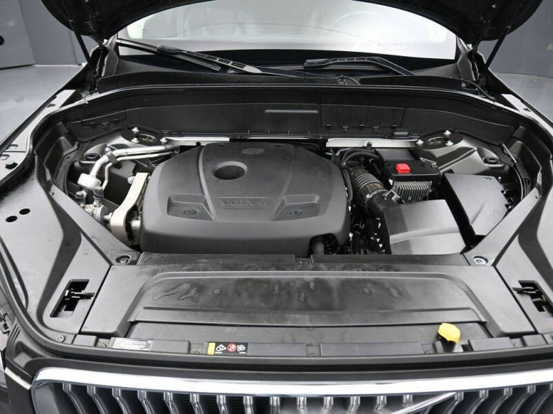 2021 Volvo XC90 T6 Inscription 6-Passenger