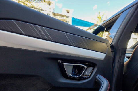 2019 Lamborghini Urus