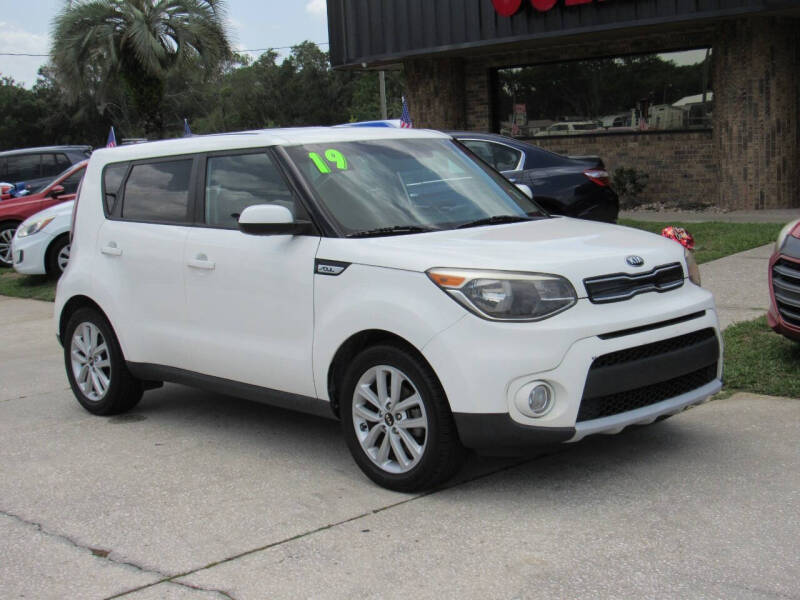 2019 Kia Soul +