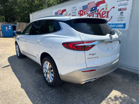 2021 Buick Enclave Essence