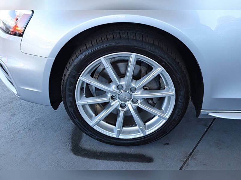 2015 Audi A4 2.0T quattro Premium