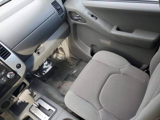 2011 Nissan Frontier SV V6