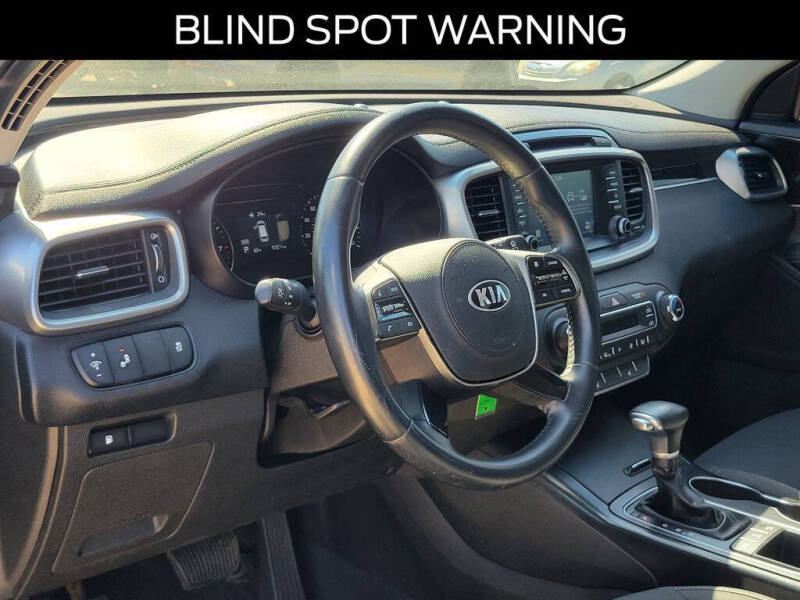 2019 Kia Sorento LX