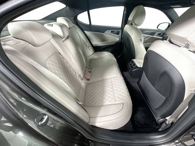 2023 Genesis G70