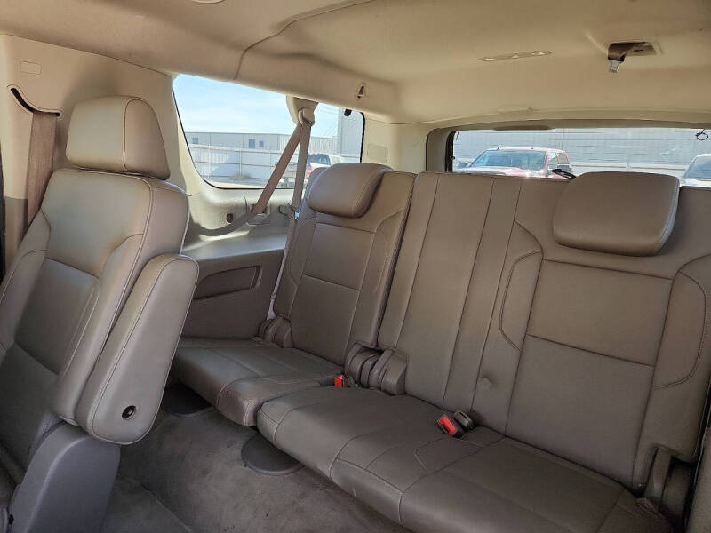 2015 Chevrolet Suburban LT