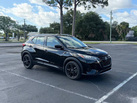 2023 Nissan Kicks SR