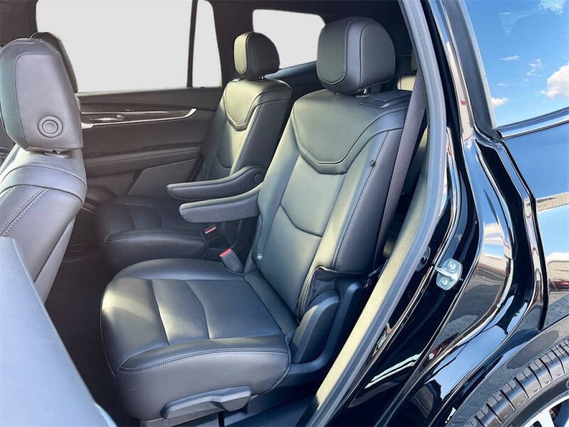 2025 Cadillac XT6 Sport