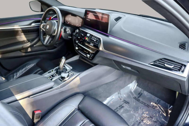 2021 BMW 5 Series M550i xDrive