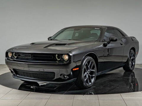 2021 Dodge Challenger SXT Photo