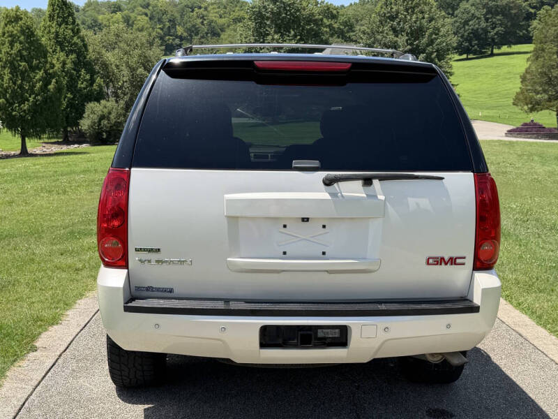2011 GMC Yukon SLT