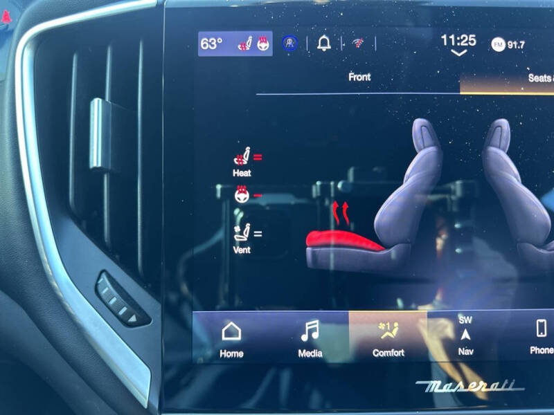 2021 Maserati Ghibli Trofeo