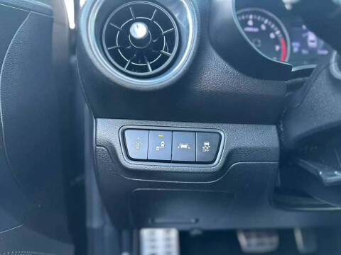 2020 Kia Forte GT Line