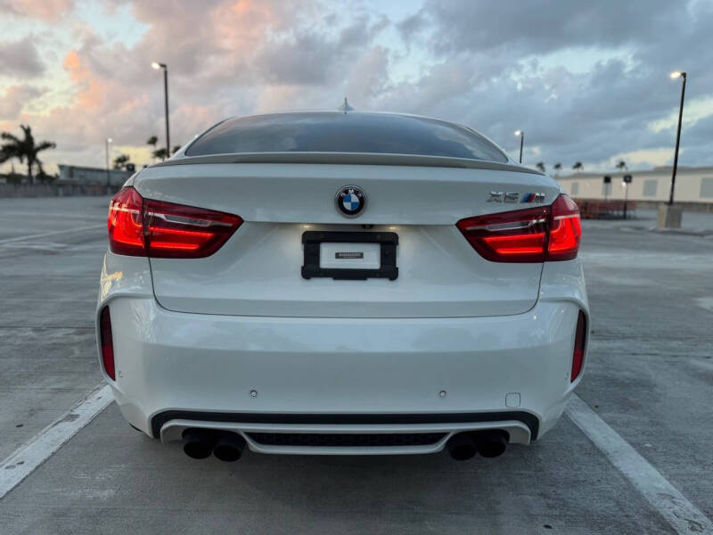 2016 BMW X6 M